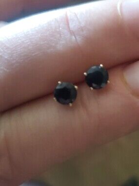 10k Classic Black / Blue Stone Stud Earrings - Unbranded